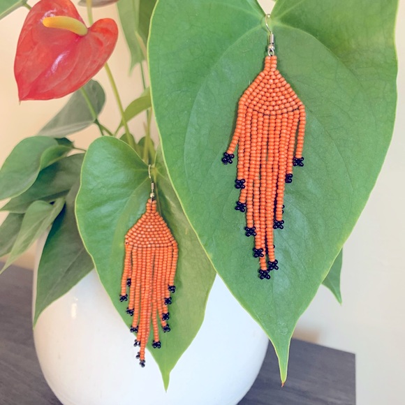 Beaded earrings - Picture 1 of 2